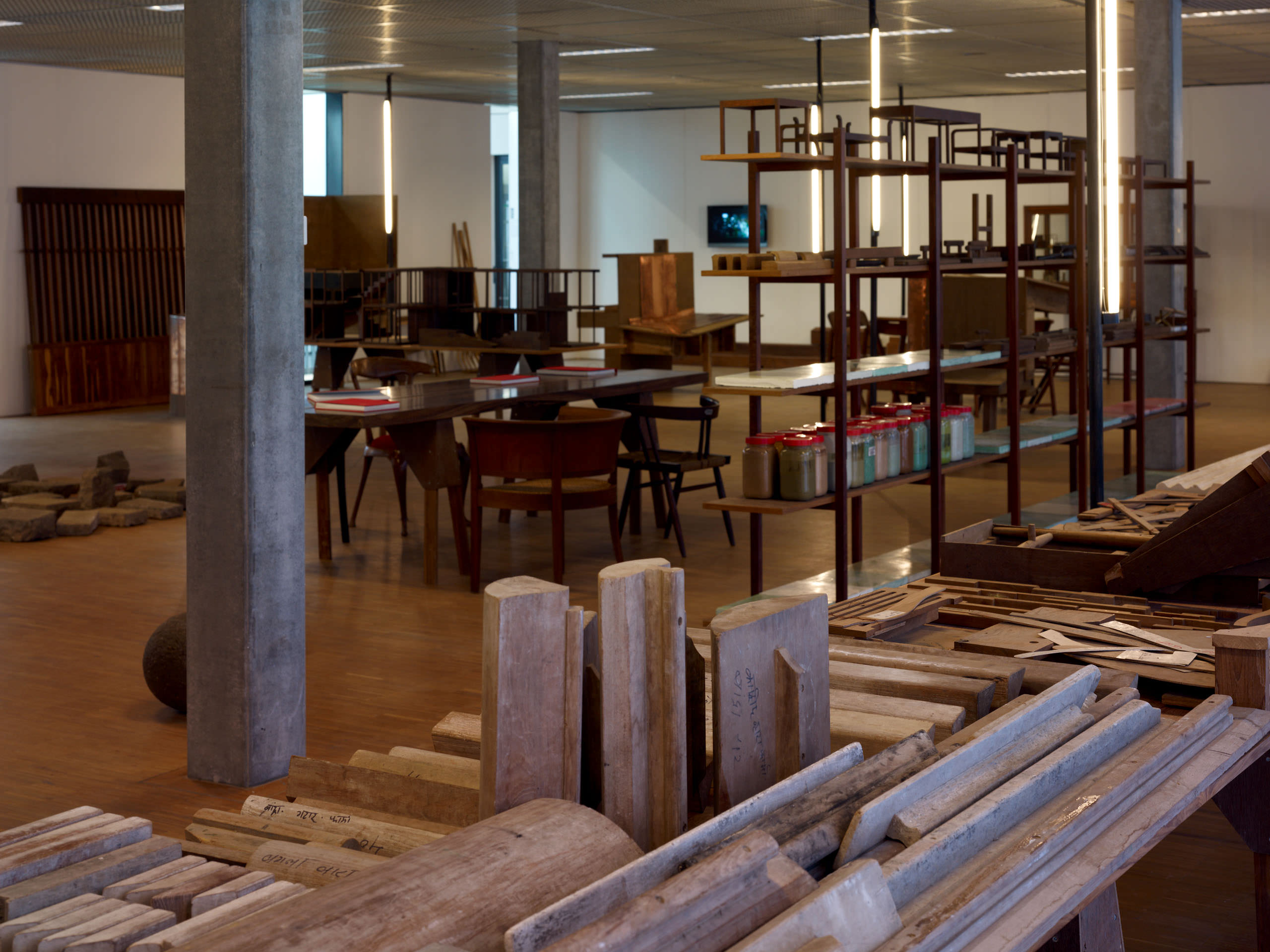 E11328 AP45 028169 j2560